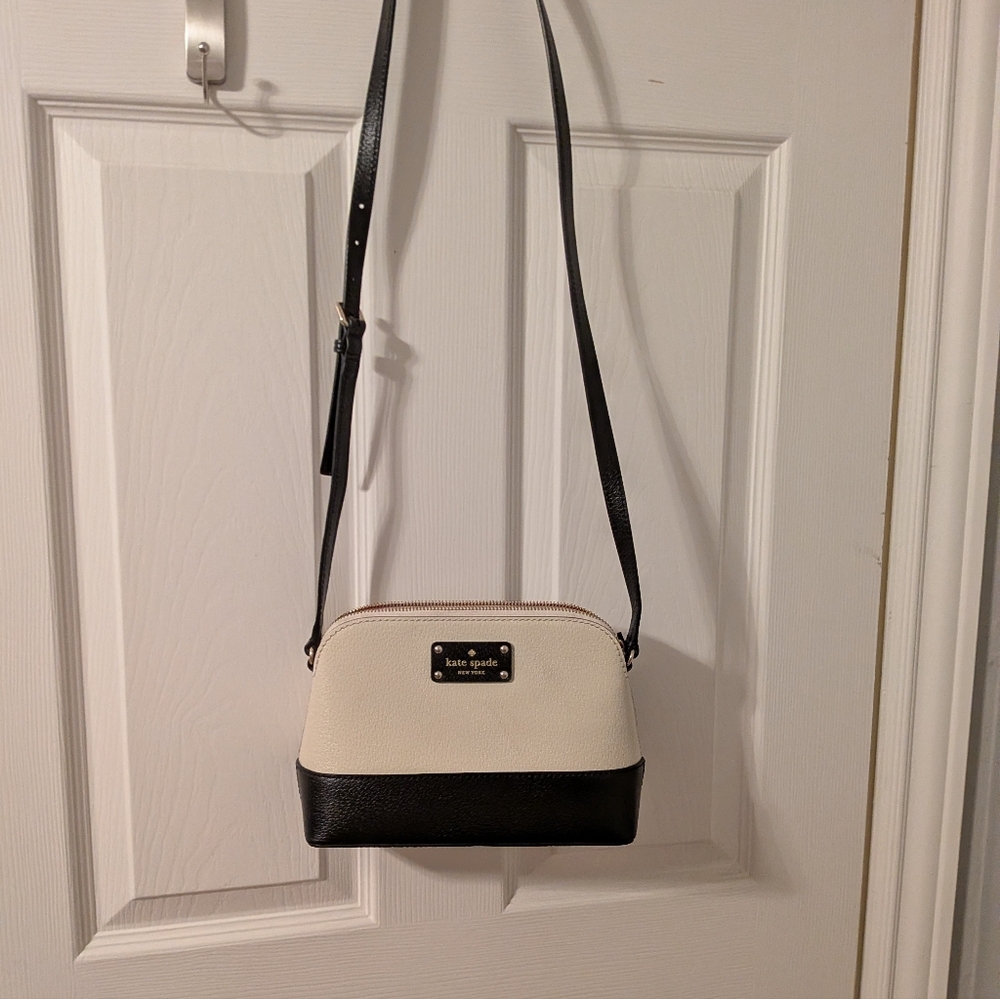 Kate Spade Two-Tone Black and Cream Hanna Crossbody Bag